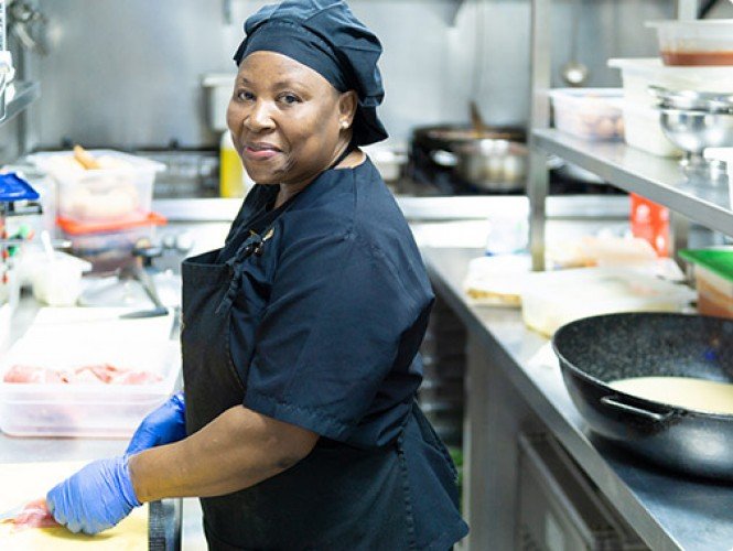 A chef working in the kitchen. 